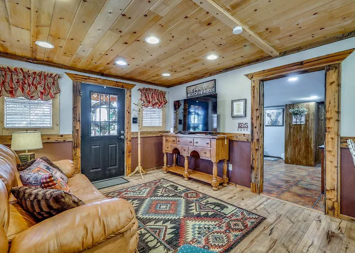 Quiet Retreat Near Lakes, Hiking & Hunting! Holiday home Eagar