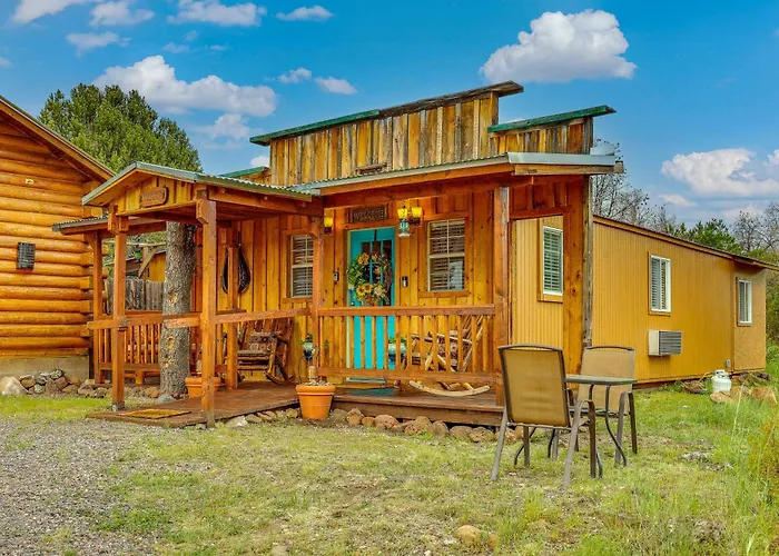Holiday home Quiet Retreat Near Lakes, Hiking & Hunting!